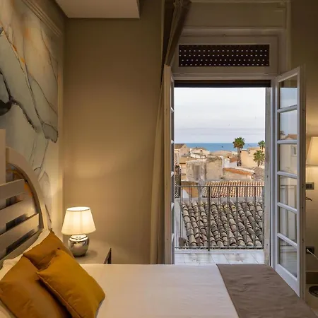 Matteotti Luxury 4* シラクーサ