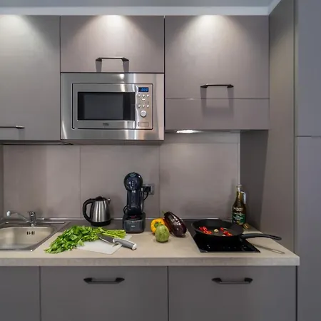 Matteotti Luxury アパートホテル