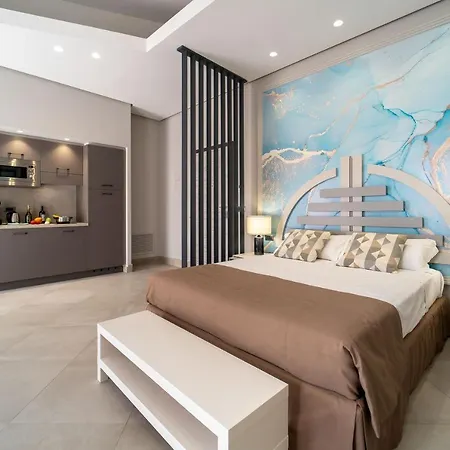 Matteotti Luxury アパートホテル 4*