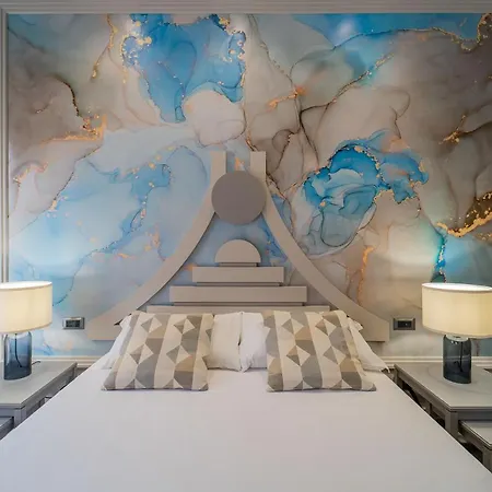 Matteotti Luxury アパートホテル